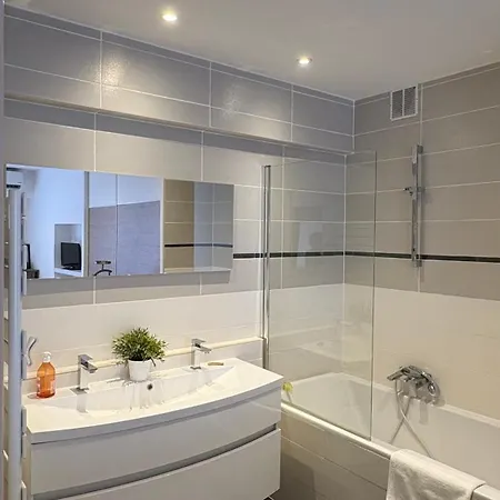 Centre De - A-c - Wifi - Balcon 500m Promenade Des Appartamento Nizza